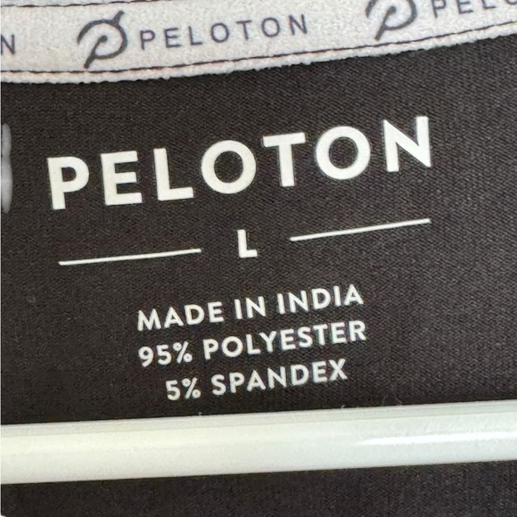 Peloton 100 Century Performance Athletic Shirt Black Large - Picture 4 of 6